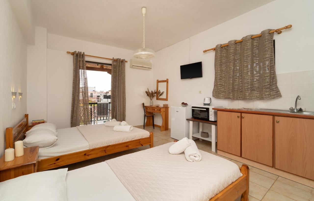 Tsimiklis Apartments Finikounda Exteriér fotografie
