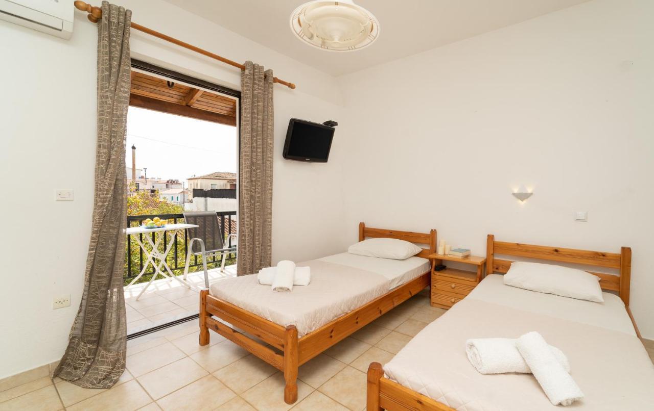 Tsimiklis Apartments Finikounda Exteriér fotografie