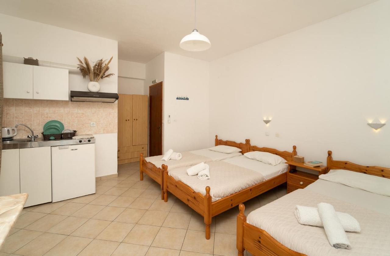 Tsimiklis Apartments Finikounda Exteriér fotografie
