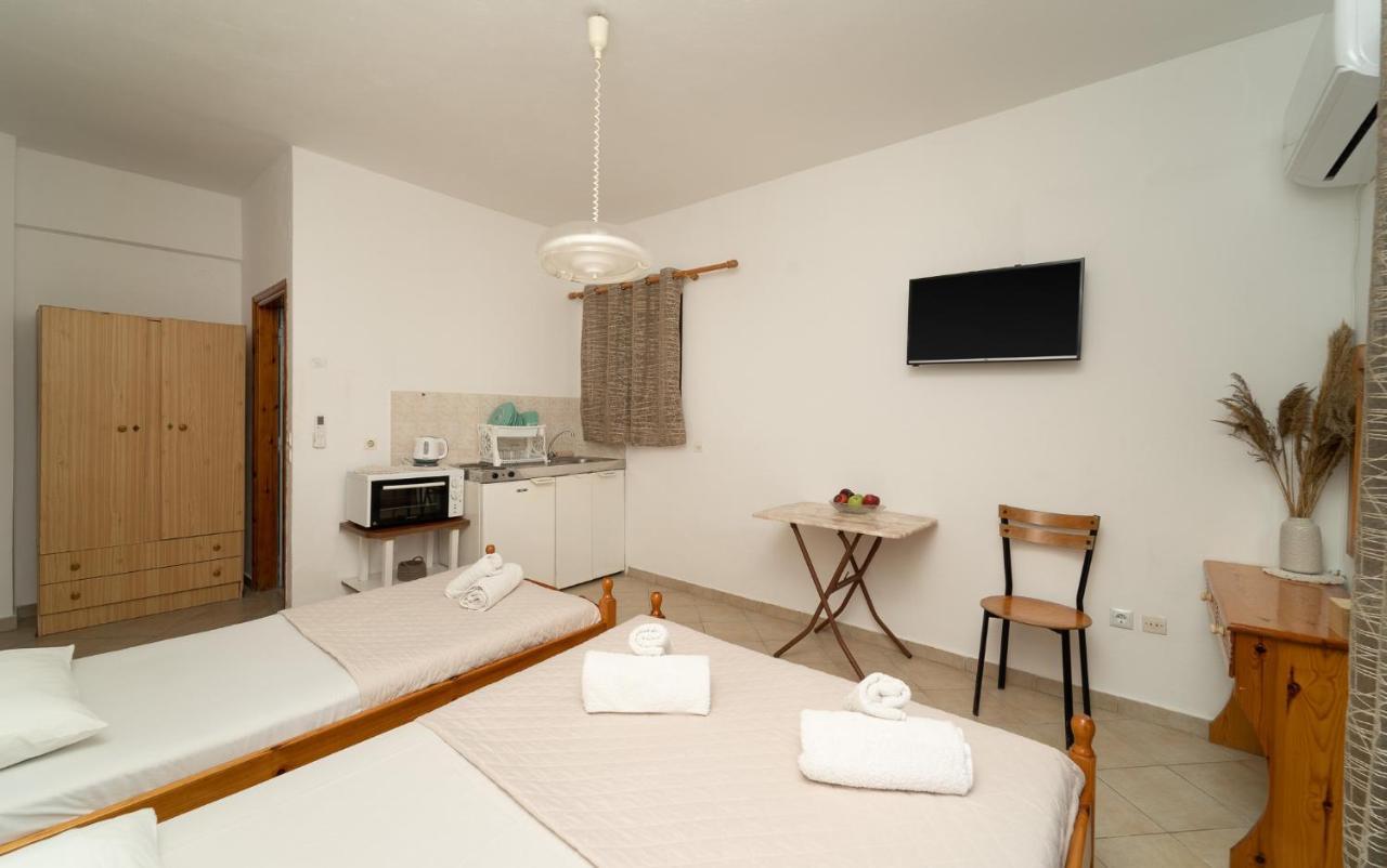 Tsimiklis Apartments Finikounda Exteriér fotografie